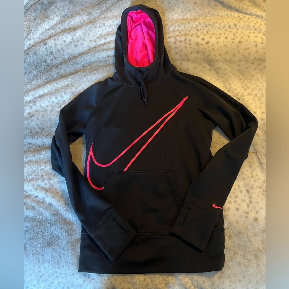 Women’s Nike hoodie size small